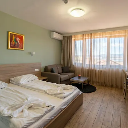 La Casa אתר נופש 3*