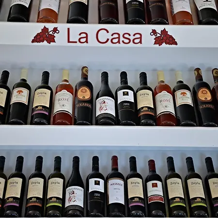 La Casa 3*