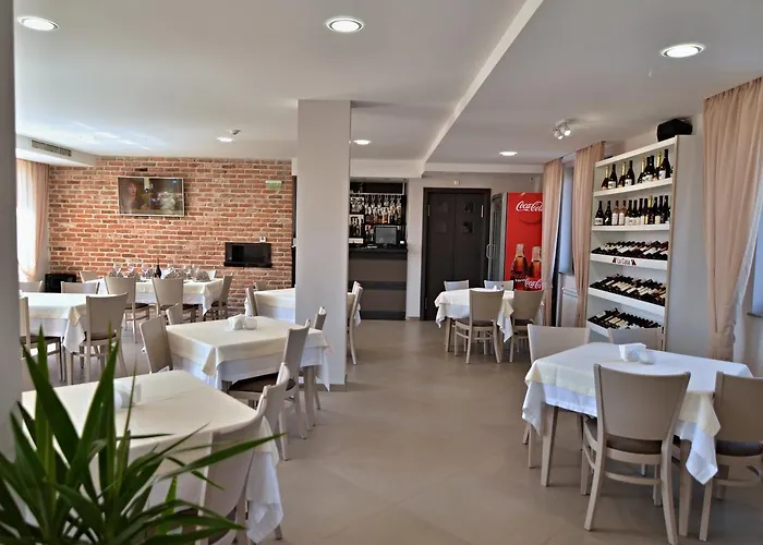 La Casa 3* Tsigov Chark